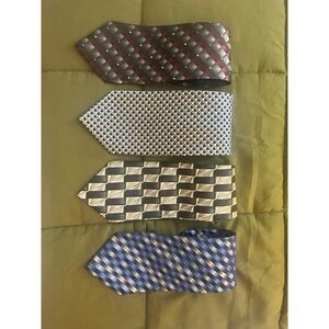 Mixed Lot of 4 Mens Business Ties Van Heusen, Pierre Cardin, Geoffrey Beene